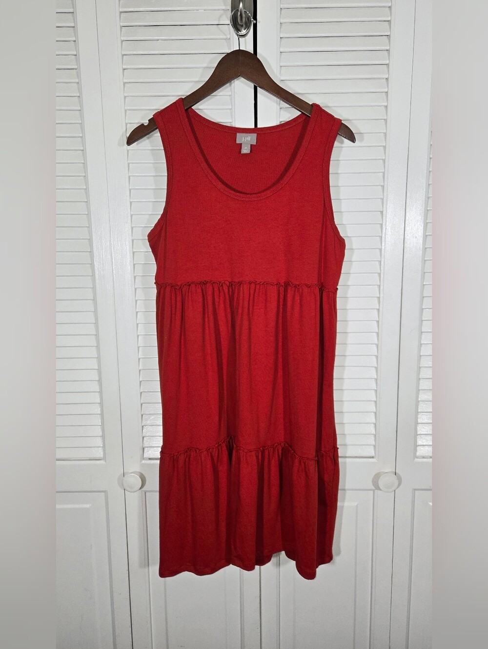 J Jill Sleeveless Tiered Knit Red Scoop Neck Empire Waist Ruffle Trim Dress MP